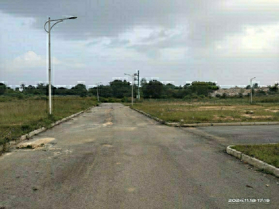 Plot For Sale in Apoorva Township 
