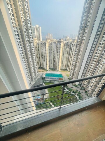 2 BHK Apartment For Rent in Runwal Eirene, Balkum Pada