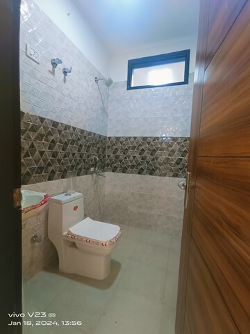 Master Bedroom in 4 BHK Builder Floor at Chattarpur – for Sale
