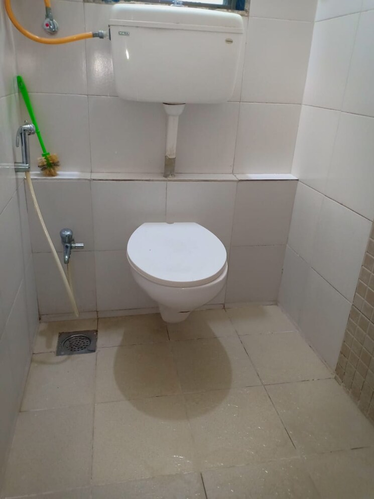 Bathroom, r-mall-dhokali 2 Bedroom 700 Sq.Ft. Apartment In Dhokali Thane 7840420