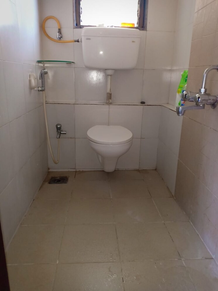 Bathroom, r-mall-dhokali 2 Bedroom 700 Sq.Ft. Apartment In Dhokali Thane 7840420