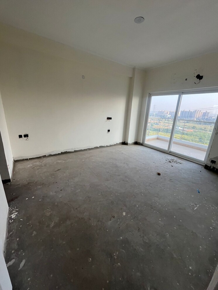 Room, sector 51 3 Bedroom 1935 Sq.Ft. Builder Floor In Sector 51 Gurgaon 7840499