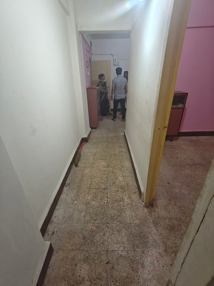 Room, bharat-palace 1 Bedroom 500 Sq.Ft. Apartment In Bhayandar East Thane 7840511