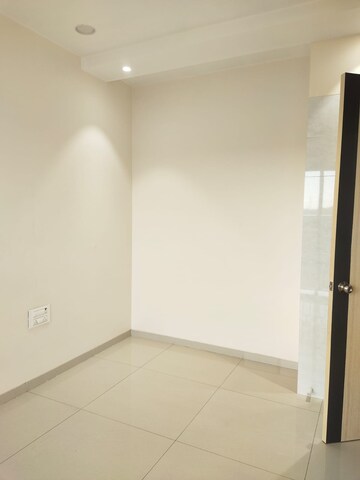 Room in 1 BHK Apartment at Techton Akhand, Vasai East – for Sale
