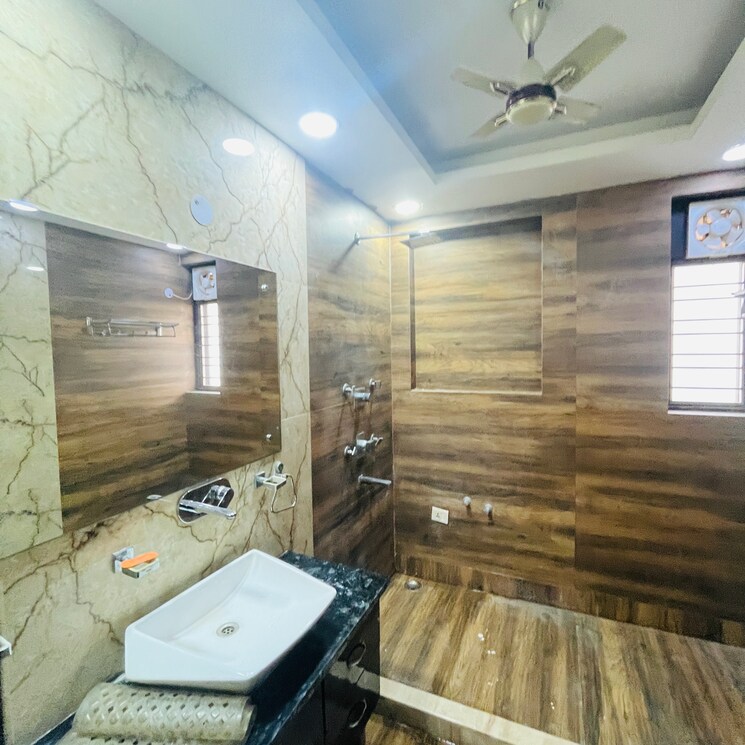 Kitchen, ansal-plaza-gurgaon 4 Bedroom 360 Sq.Yd. Builder Floor In Palam Vihar Gurgaon 7840607