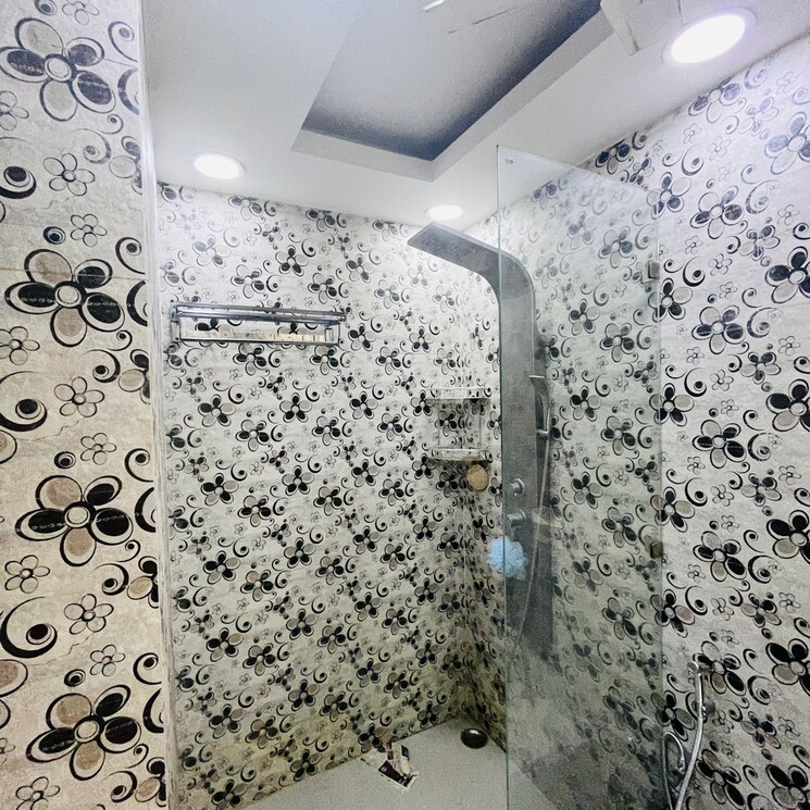 Bathroom, ansal-plaza-gurgaon 4 Bedroom 360 Sq.Yd. Builder Floor In Palam Vihar Gurgaon 7840607