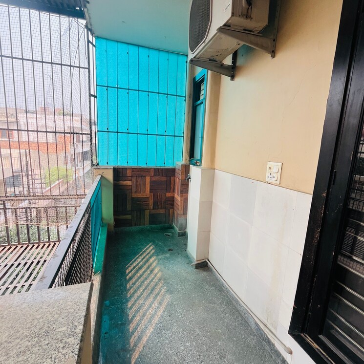 Balcony, ansal-plaza-gurgaon 4 Bedroom 360 Sq.Yd. Builder Floor In Palam Vihar Gurgaon 7840607