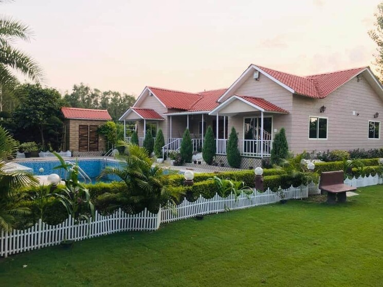 Exterior View, ss-sainik-farms  1050 Sq.Yd. Plot In Sector 150 Noida 7840717