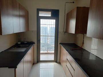 2 BHK Apartment For Rent in Lodha Splendora, Ghodbunder Road