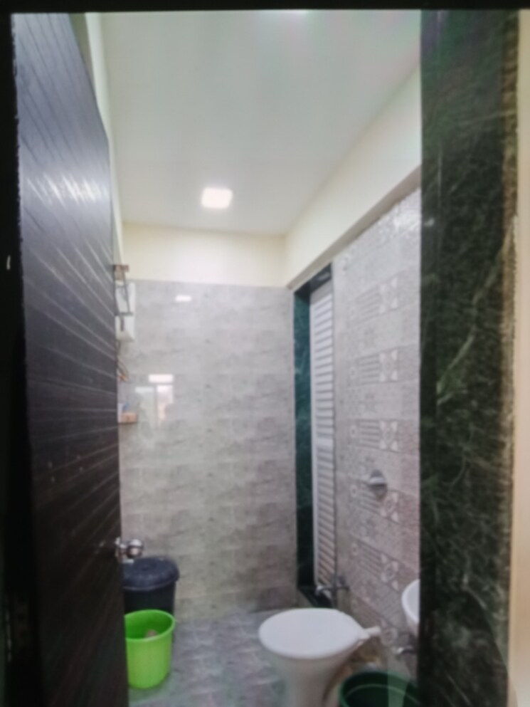 Bathroom, mahavir-kalpavruksha 2 Bedroom 581 Sq.Ft. Apartment In Ghodbunder Road Thane 7840926