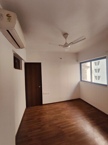 Room in 1.5 BHK Apartment at Lodha Palava City, Dombivli East – for Sale