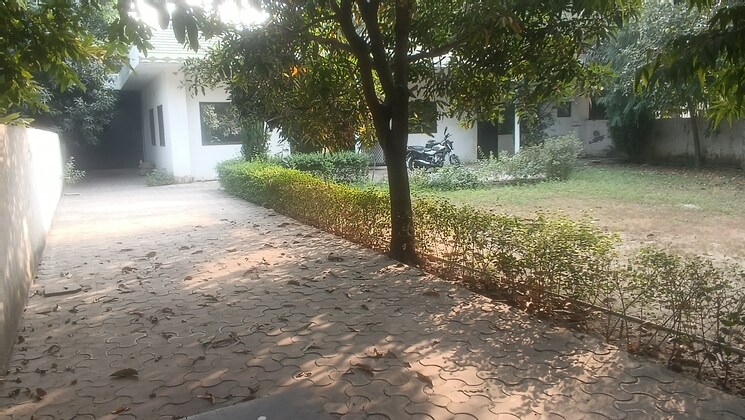 Exterior View, rwa-apartments-sector-45  314 Sq.Mt. Plot In Sector 45 Noida 7840928