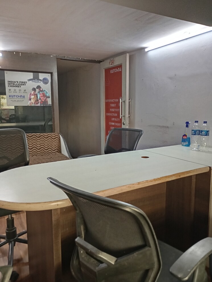 Team Area, haware-fantasia Commercial Office Space 500 Sq.Ft. In Vashi Sector 28 Navi Mumbai 7841078