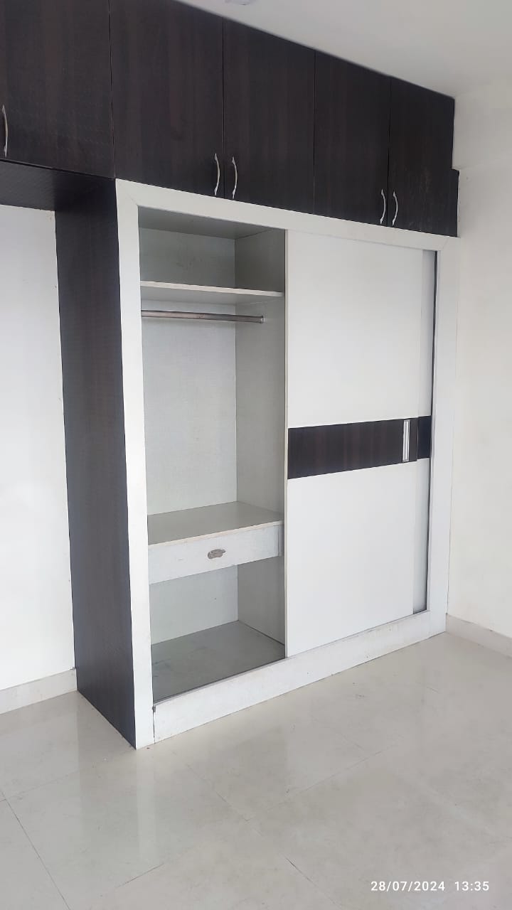 2 BHK + Extra Room Apartment For Sale in Signature Orchard Avenue 2