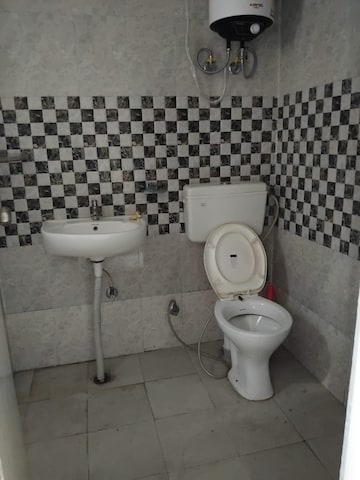 Bathroom in 2 BHK Apartment at Signature Orchard Avenue 2, Sector 93 – for Sale