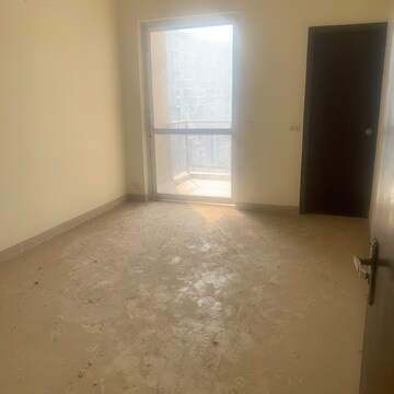 Room in 3 BHK Apartment at ILD Greens, Garoli Kalan – for Sale