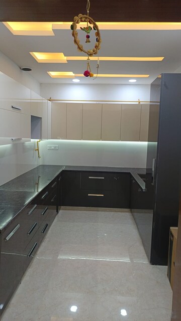 Kitchen in 3.5 BHK Builder Floor at Sector 29 – for Sale