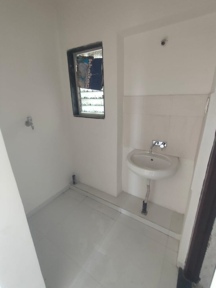 Bathroom, vardhaman-township 1 Bedroom 440 Sq.Ft. Builder Floor In Hadapsar Pune 7841085