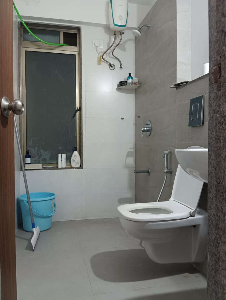 Bathroom, sona-asteria-heights 2 Bedroom 865 Sq.Ft. Apartment In Prabhadevi Mumbai 7841379