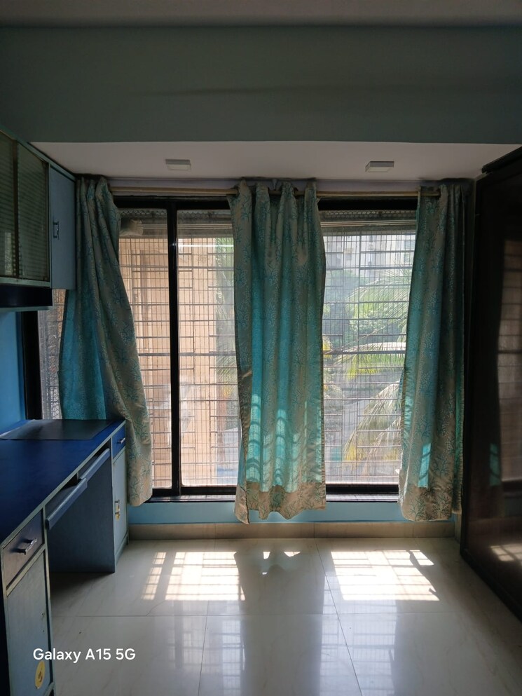 Living Room, hdil-dheeraj-upvan-1 1 Bedroom 650 Sq.Ft. Apartment In Borivali East Mumbai 7841465