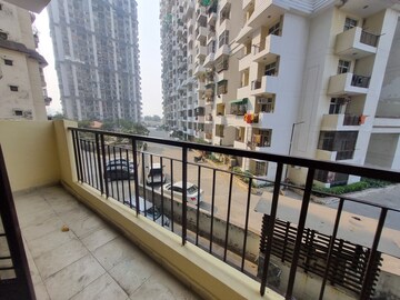 Balcony in 2 BHK Apartment at Mahagun Mahagunpuram, Shastri Nagar – for Sale