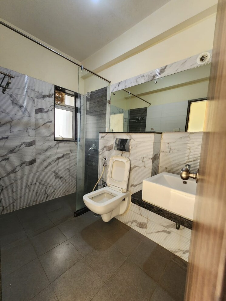 Master Bedroom, evershine-crown 2.5 Bedroom 1250 Sq.Ft. Apartment In Kandivali East Mumbai 7841553