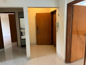 Room in 1 BHK Apartment at Bhoomi Hills, Kandivali East – for Sale