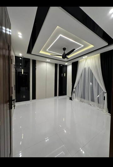 Building Lobby in 1 BHK Apartment at Metro Satyam Queens Necklace, Kharghar – for Sale