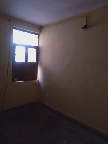 Room in 2 BHK Apartment at Dhawal Giri Apartment, Sector 34 – for Sale