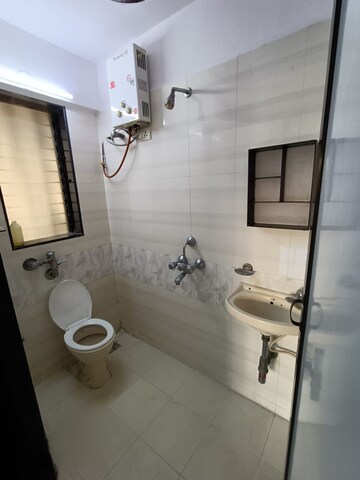 Bathroom in 2 BHK Apartment at Thakur Gayatri Satsang, Kandivali East – for Sale