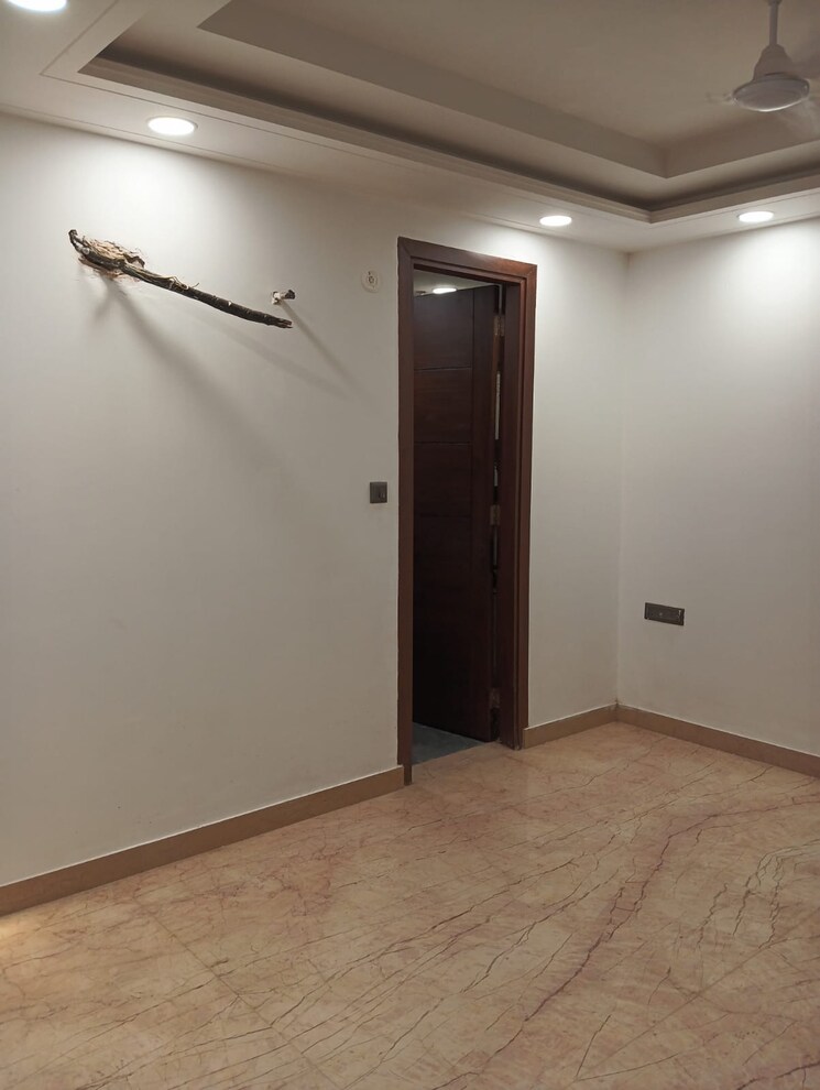 Room, lajpat nagar iii 3 Bedroom 1800 Sq.Ft. Builder Floor In Lajpat Nagar Iii Delhi 7841988