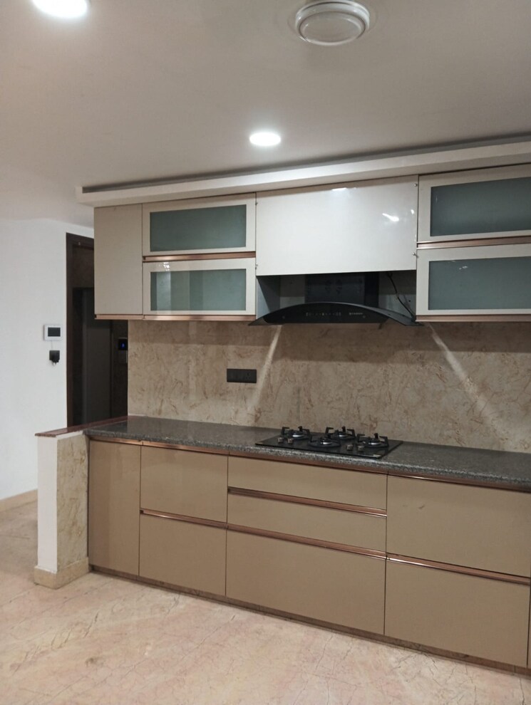 Kitchen, lajpat nagar iii 3 Bedroom 1800 Sq.Ft. Builder Floor In Lajpat Nagar Iii Delhi 7841988