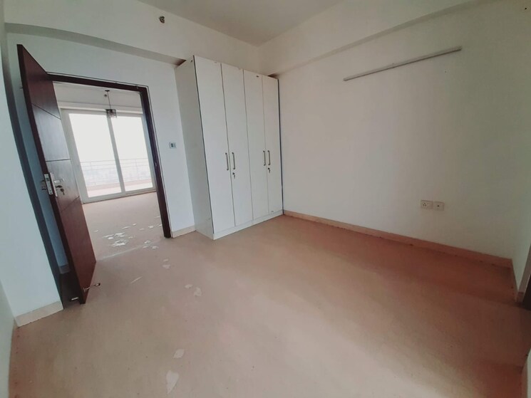 Room, puri-diplomatic-greens-phase-i 4 Bedroom 2950 Sq.Ft. Apartment In Sector 111 Gurgaon 7841940