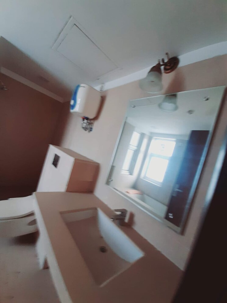 Bathroom, puri-diplomatic-greens-phase-i 4 Bedroom 2950 Sq.Ft. Apartment In Sector 111 Gurgaon 7841940