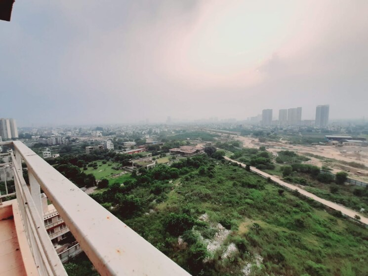 Master Bedroom, puri-diplomatic-greens-phase-i 4 Bedroom 2950 Sq.Ft. Apartment In Sector 111 Gurgaon 7841940