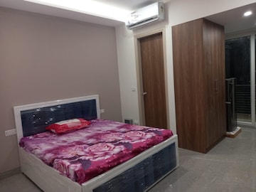 Bedroom in 1 RK Apartment at Sector 41 – for Rent