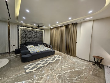 Bedroom in 5 BHK Villa at BPTP The Oval, Sector 70a – for Sale