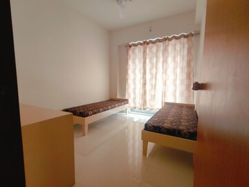 Room in 3 BHK Apartment at Adajan – for Rent