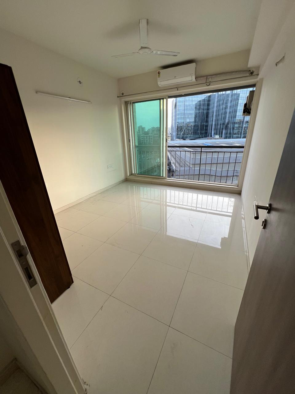 3 BHK + Pooja Room 1150 Sq.Ft. Apartment in L And T Seawoods Residences