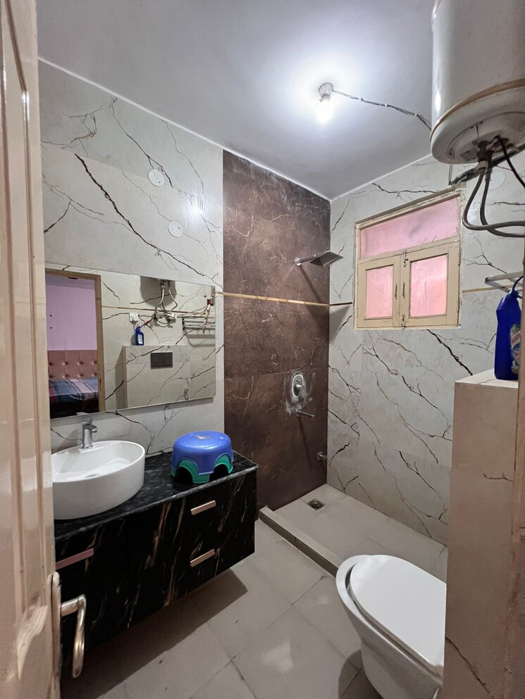 Master Bedroom, dlf-building-10 3.5 Bedroom 300 Sq.Yd. Builder Floor In Dlf Phase ii Gurgaon 7842843