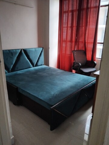 2 BHK Apartment For Rent in Signature Global Synera, Sector 81