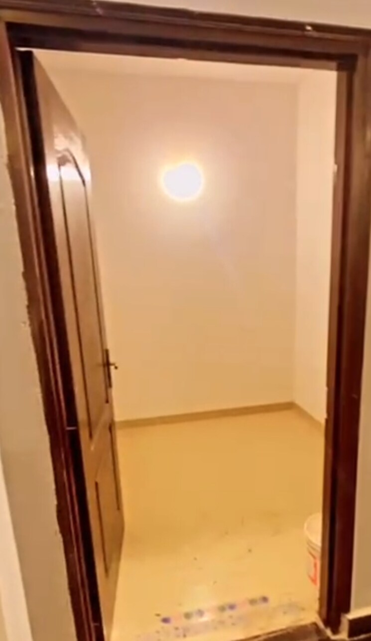 Master Bedroom, ardee-city 3.5 Bedroom 300 Sq.Yd. Builder Floor In Sector 52 Gurgaon 7843649