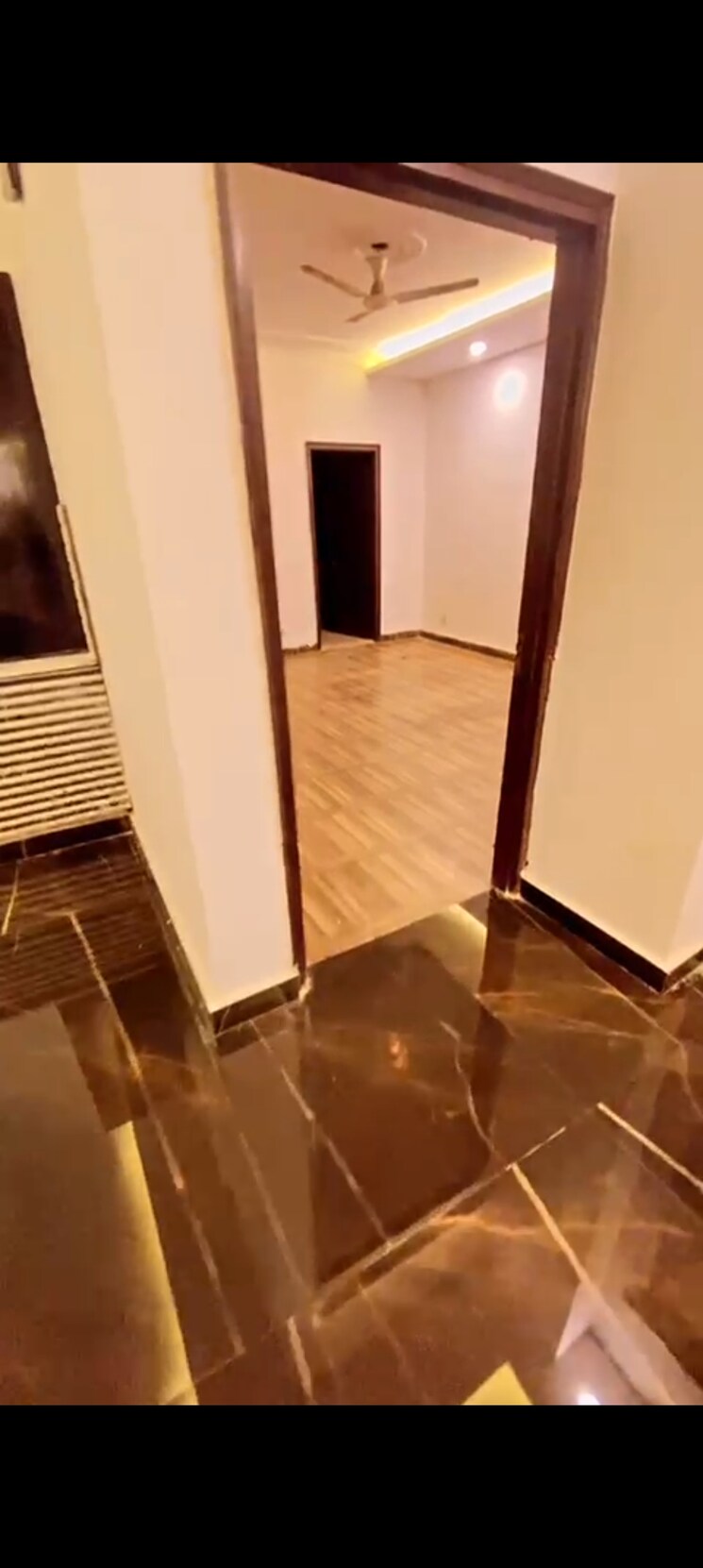 Master Bedroom, ardee-city 3.5 Bedroom 300 Sq.Yd. Builder Floor In Sector 52 Gurgaon 7843649