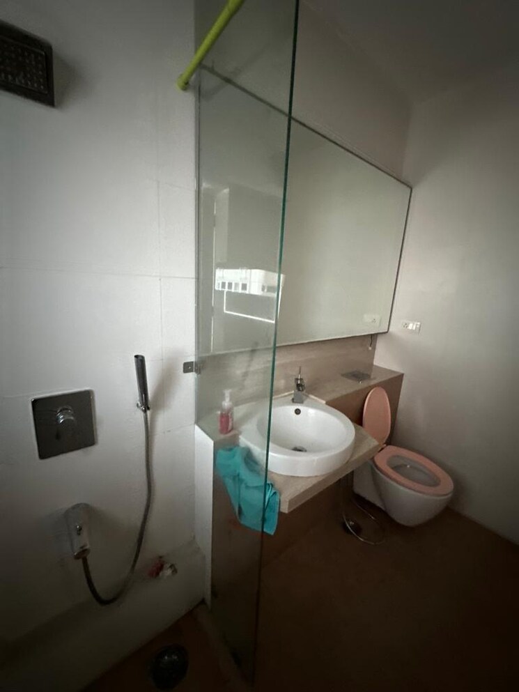 Bathroom, radius-imperial-heights 3.5 Bedroom 1425 Sq.Ft. Apartment In Goregaon West Mumbai 7843673