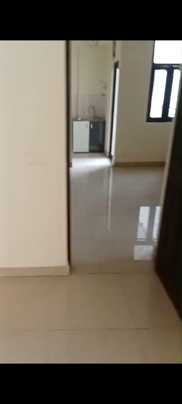Room in 1 BHK Apartment at Raj Nagar Extension – for Rent