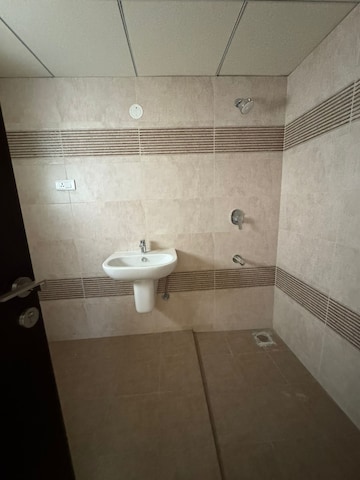 Bathroom in 3 BHK Apartment at Niharika Skyline, Khajaguda – for Sale