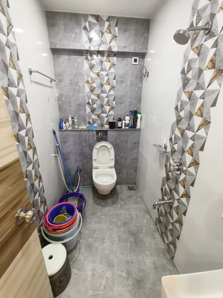 Bathroom, anand nagar 2 Bedroom 750 Sq.Ft. Apartment In Anand Nagar Thane 7844225