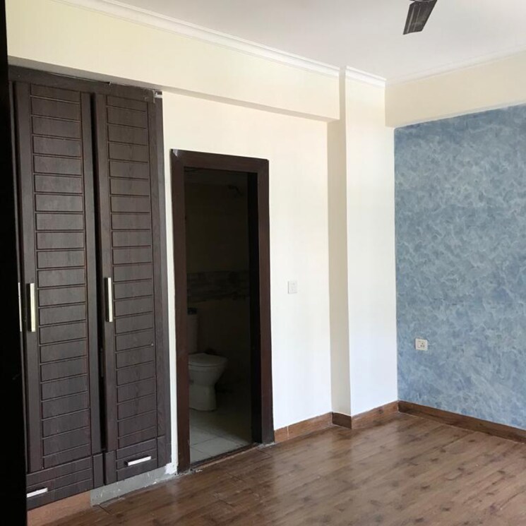 Room, amrapali-zodiac 2 Bedroom 950 Sq.Ft. Apartment In Sector 120 Noida 7844233