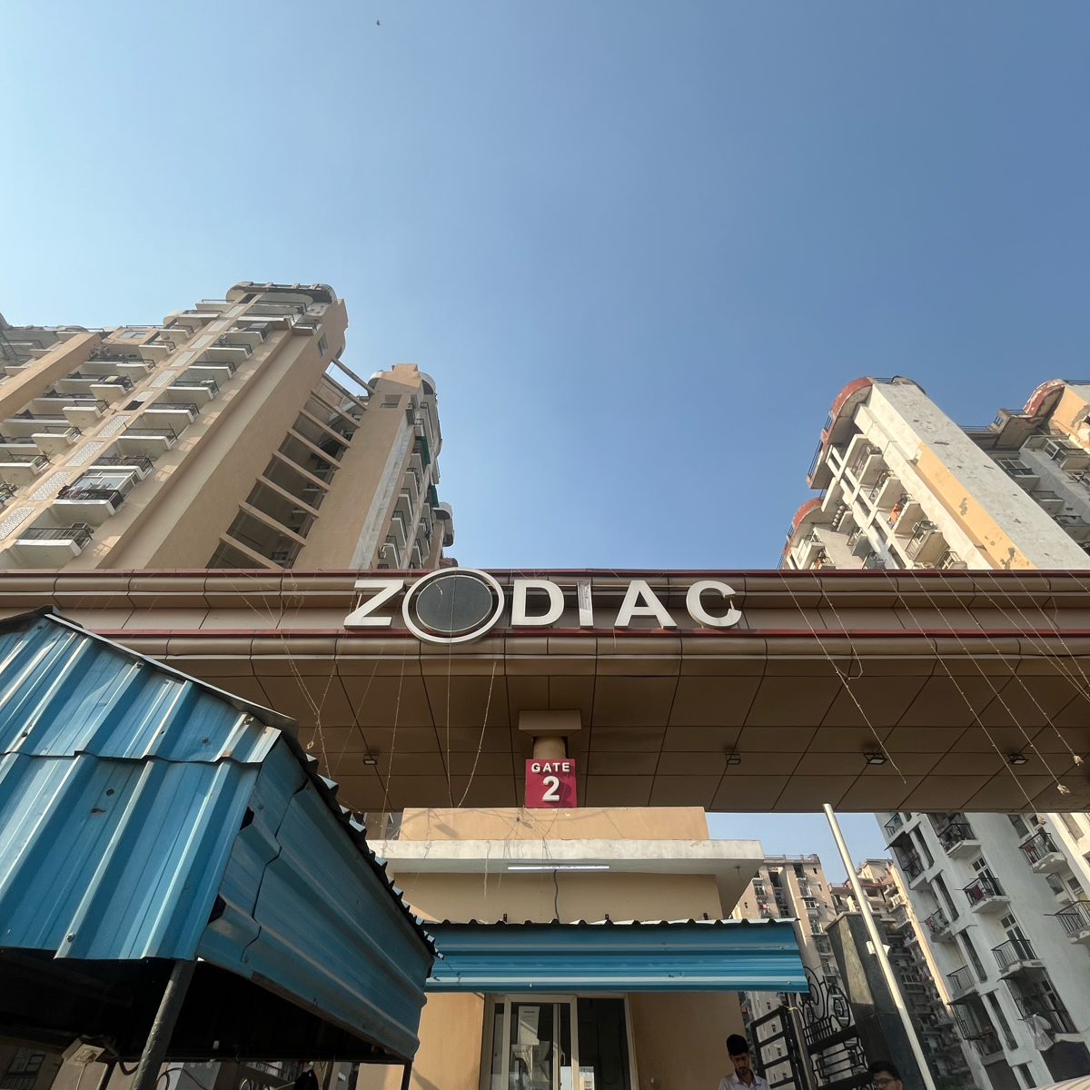 2 BHK + Pooja Room Apartment For Sale in Amrapali Zodiac