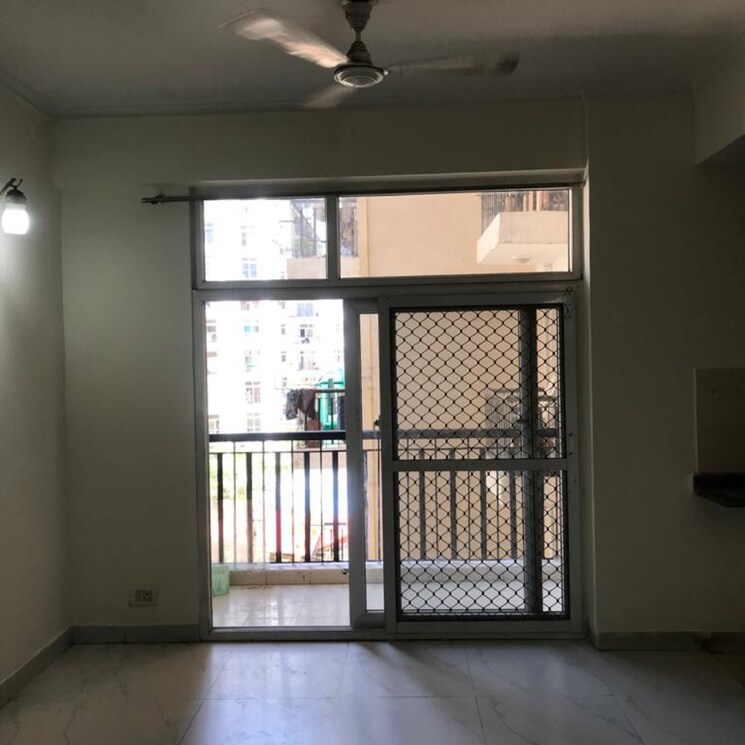 Room, amrapali-zodiac 2 Bedroom 950 Sq.Ft. Apartment In Sector 120 Noida 7844233
